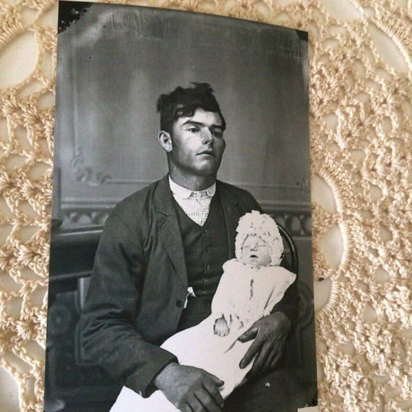 Post Mortem 2 Men Holding Dead Man in Casket Reprint Photo 4 x 6 - Picture 7 of 7